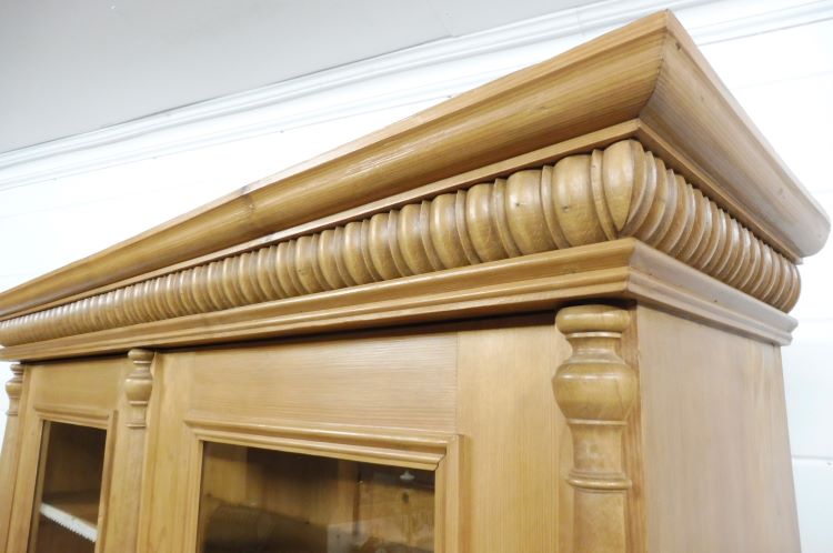 Buffet Cabinet Pine - Image 10